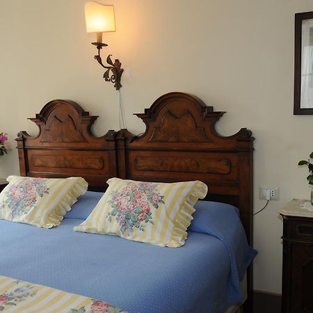 B&B Villa Adelaide Комо Екстериор снимка
